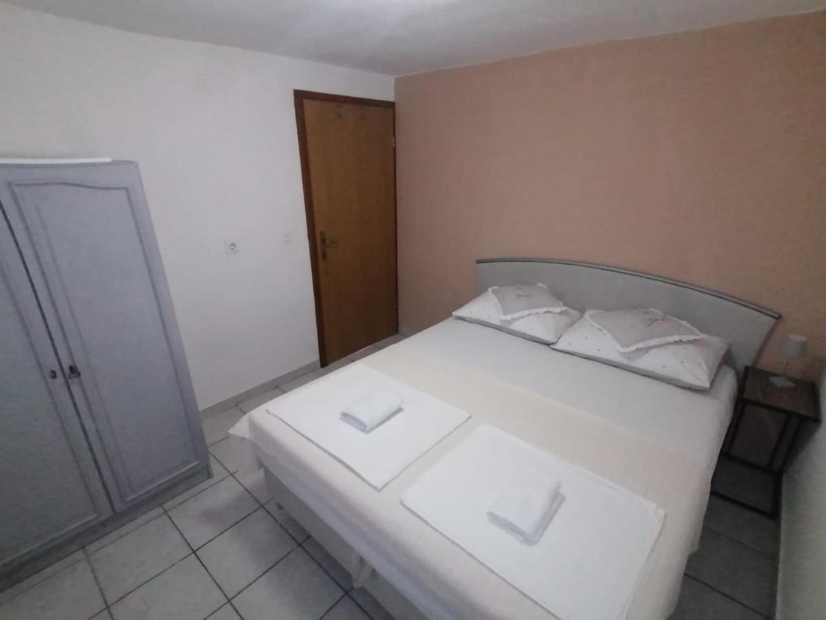 Apartments Bozo Drače Екстериор снимка